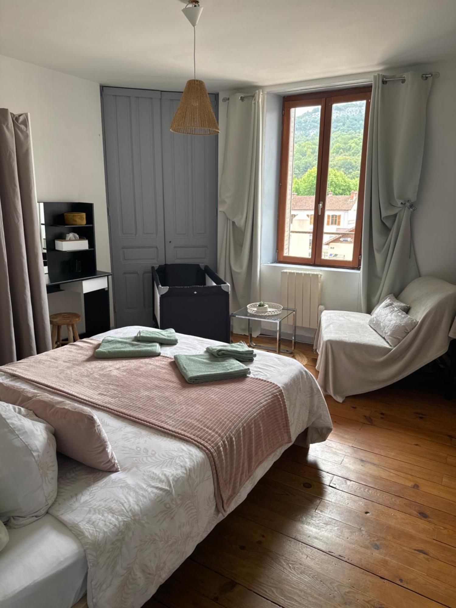 Apartment La Viarhona A Bregnier-Cordon Bagian luar foto